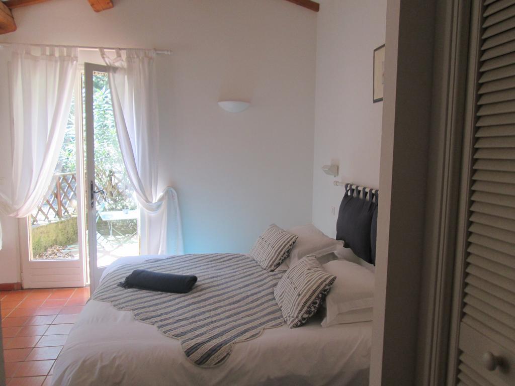 B&B Lei Bancaou La Garde-Freinet Δωμάτιο φωτογραφία